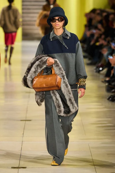 Look 31